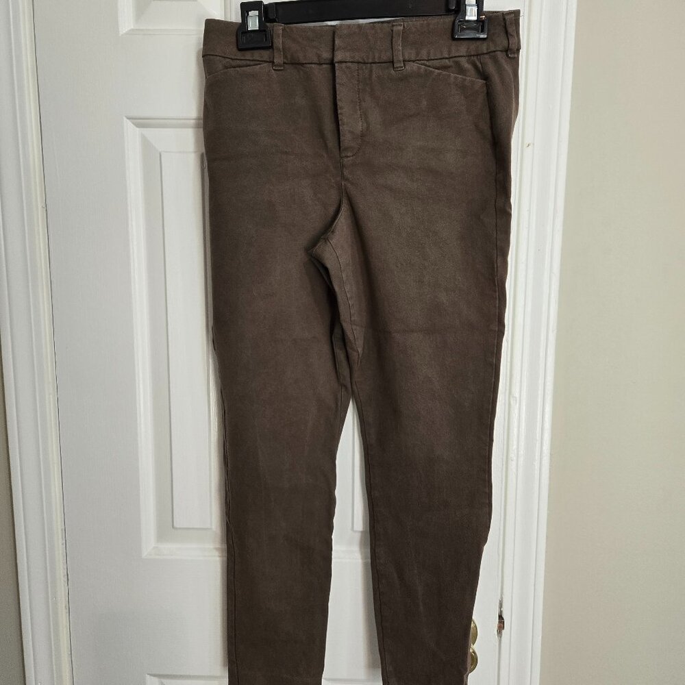 Old Navy_Brown_High Rise Pixie Skinny_Secret Smooth Pockets_Size 6